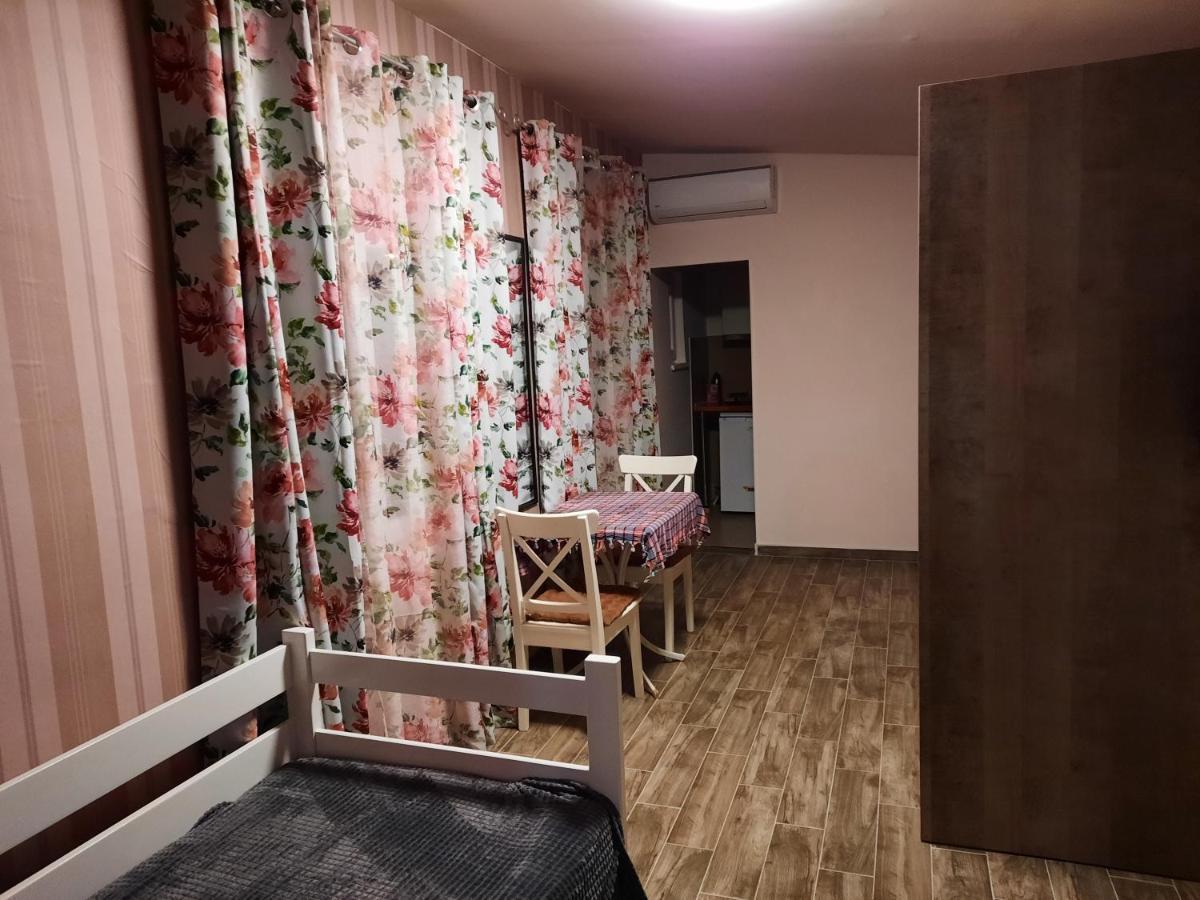 Green Villa Rodna 斯科普里 外观 照片