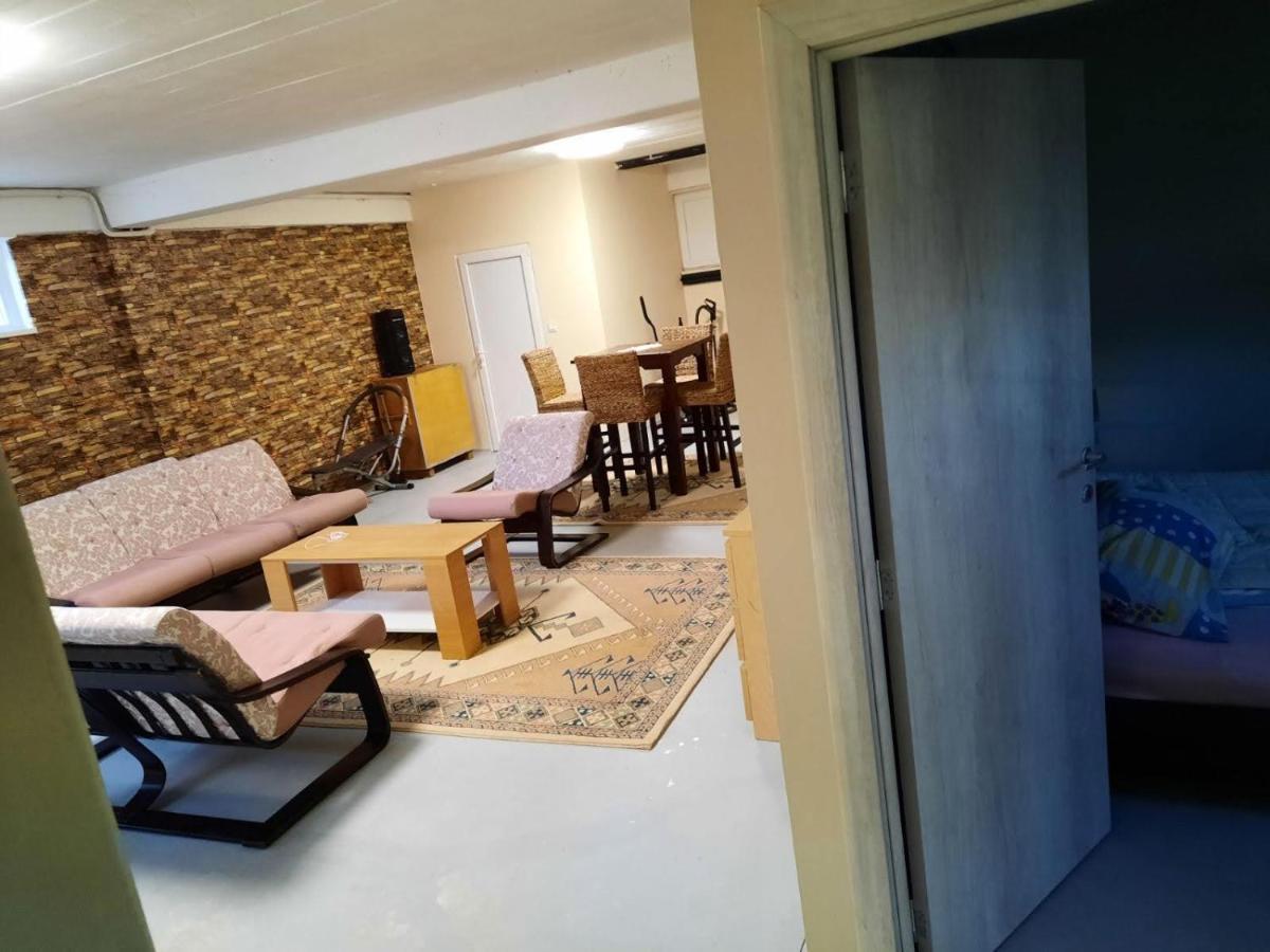 Green Villa Rodna 斯科普里 外观 照片