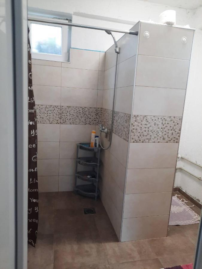 Green Villa Rodna 斯科普里 外观 照片
