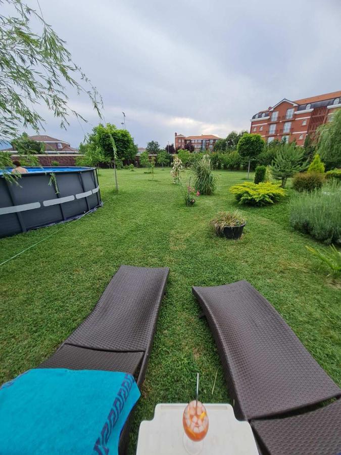 Green Villa Rodna 斯科普里 外观 照片