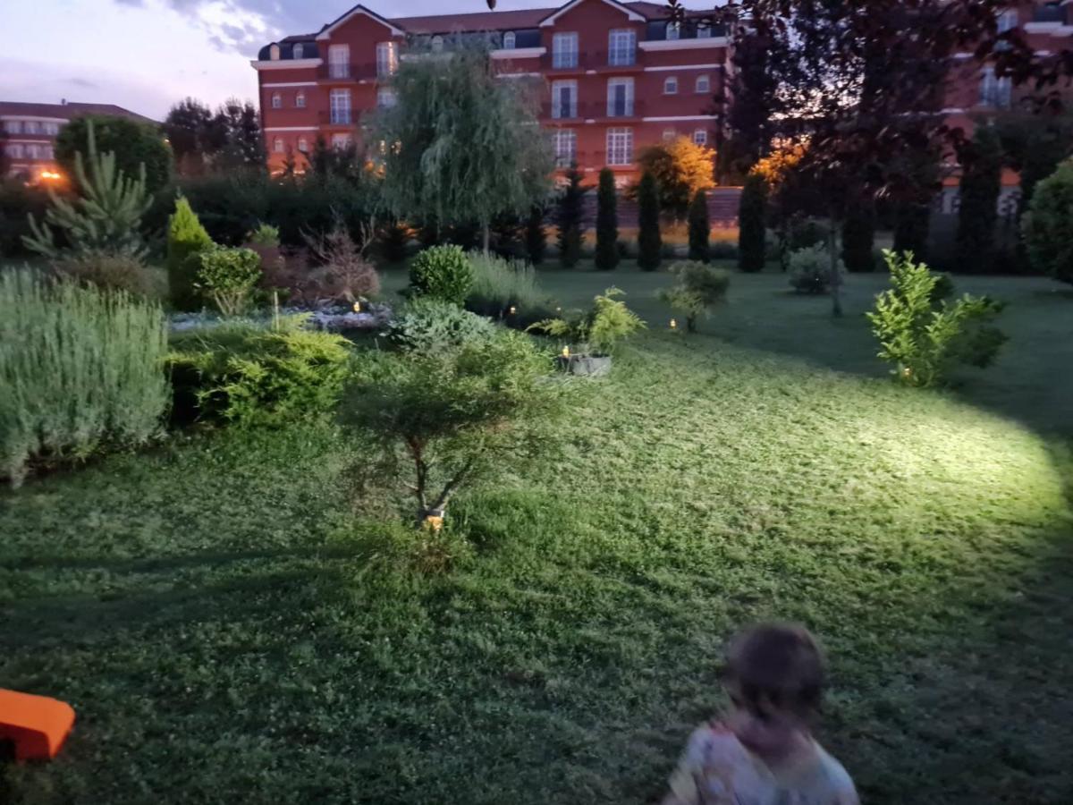 Green Villa Rodna 斯科普里 外观 照片